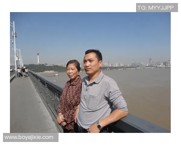 吴强畅谈篮球生涯与成长历程的点滴回忆与感悟