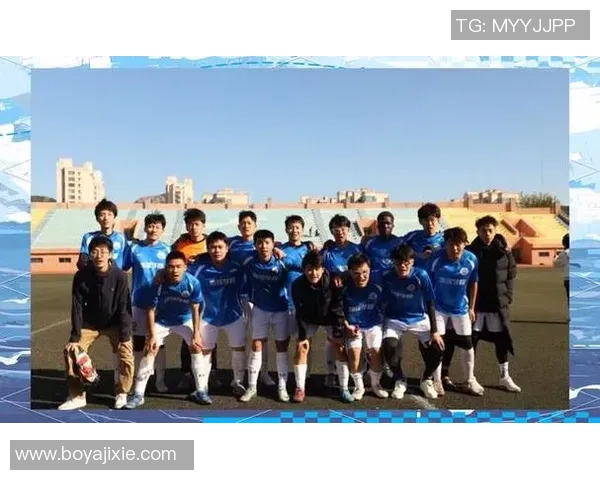 足球专题：聚焦深圳足球队的团队协作